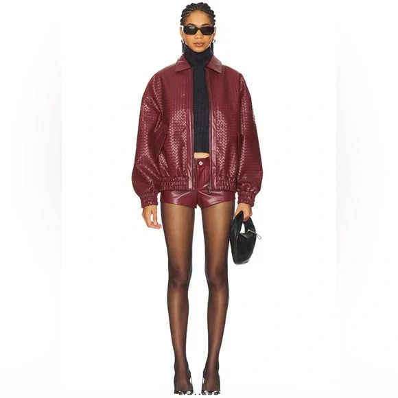 Kenny Bomber in Burgundy
LIONESS - Picture 5 of 5